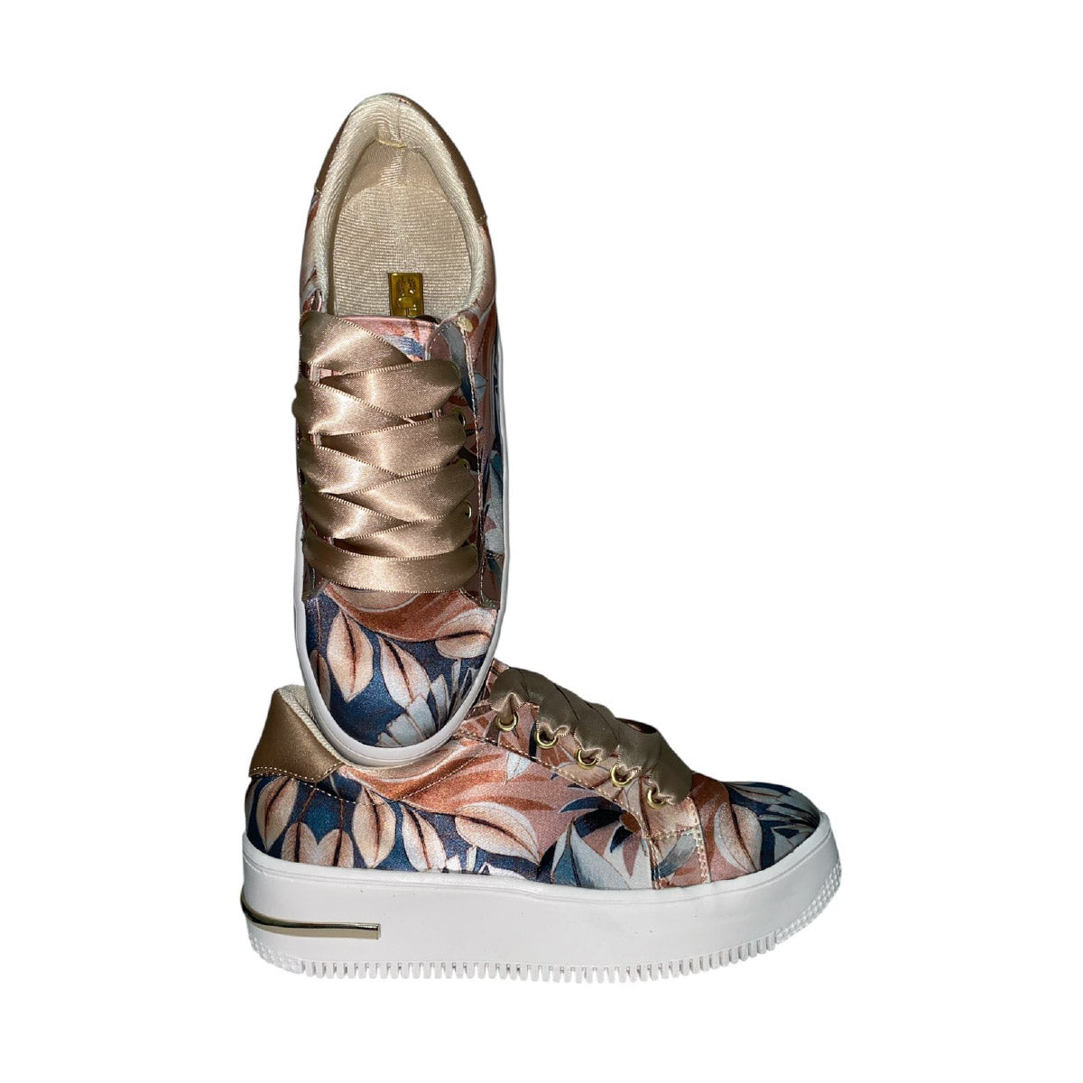 Hojas Crema - Urban Fashion