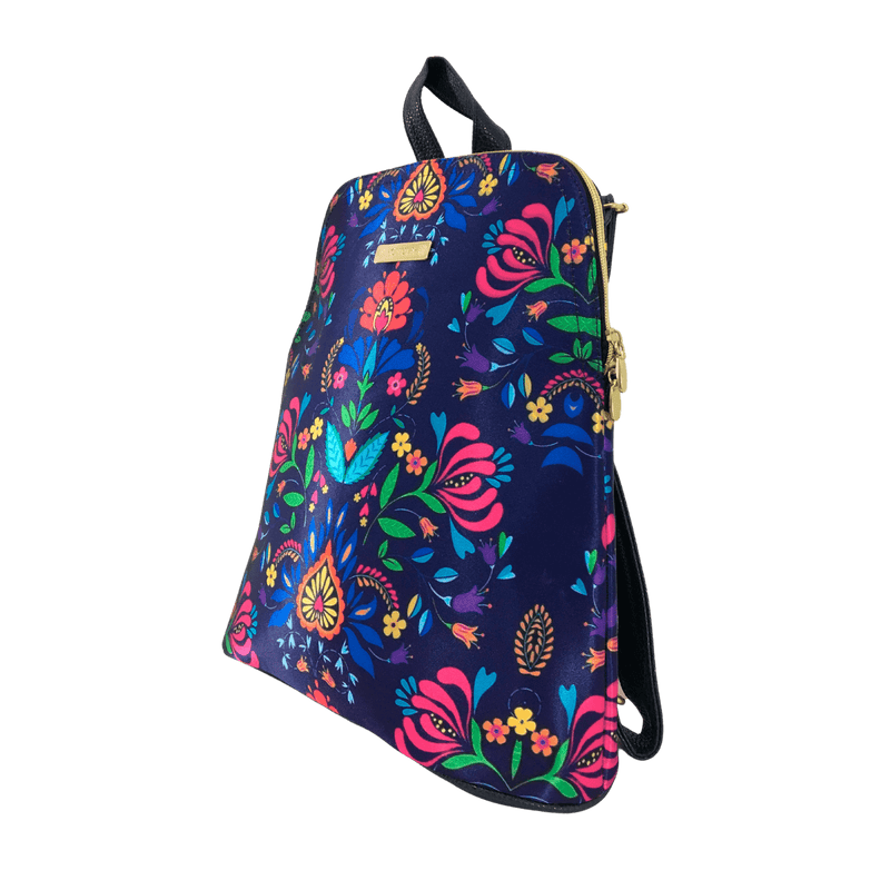 Corazón Frío - Backpack Chula Moda Latina