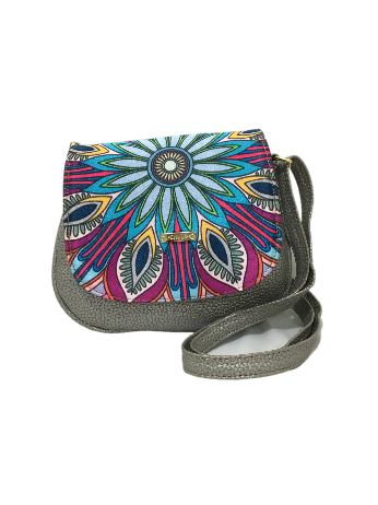 Mandala Pattern - Iris Chula Moda Latina